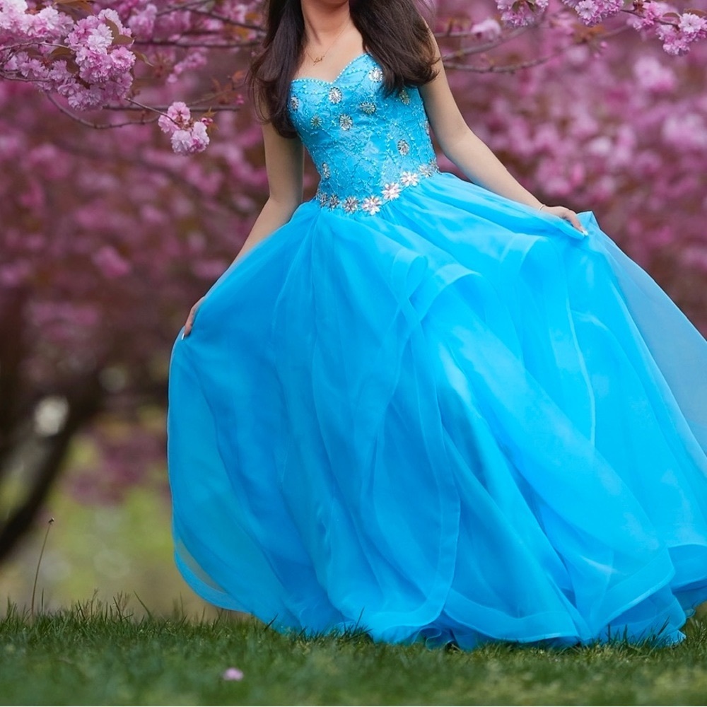 Turquoise Quinceanera Dresses,Ball Gowns Prom Dresses,Sweet 16 Dresses,Elegant.